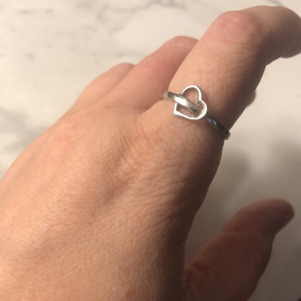 Sterling silver heart ring size 9.25 - Picture 3 of 4